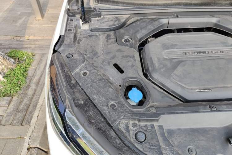 Used BAIC Beijing X7 2020 1.5TD DCT Leading Edition Engine Bay Right