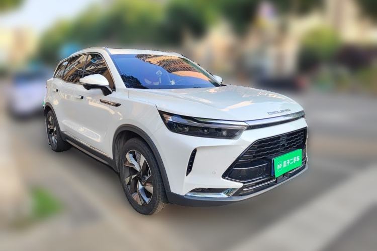 Used BAIC Beijing X7 2020 1.5TD DCT Leading Edition Front Right 45 Deg