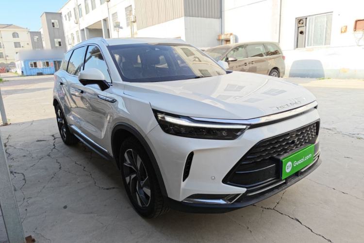 Used BAIC Beijing X7 2020 1.5TD DCT Trendy Edition Front Right 45 Deg