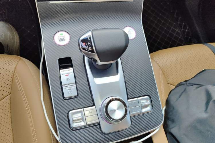 Used BAIC Beijing X7 2020 1.5TD DCT Leading Edition Gear Lever