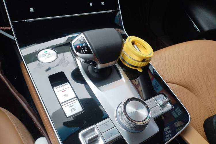 Used BAIC Beijing X7 2020 1.5TD DCT Leading Edition Gear Lever