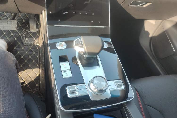 Used BAIC Beijing X7 2020 1.5TD DCT New Year Limited Edition Gear Lever