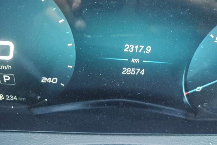 Used BAIC Beijing X7 2020 1.5TD DCT Trendy Edition Odometer Close Up