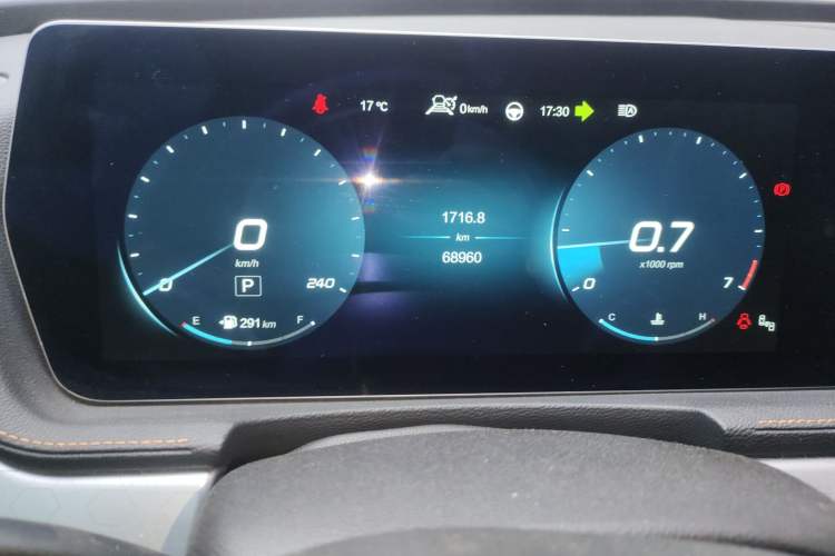 Used BAIC Beijing X7 2020 1.5TD DCT Leading Edition Odometer Close Up