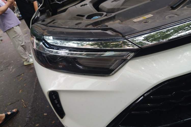 Used BAIC Beijing X7 2020 1.5TD DCT ZhiShang Edition Right Front Headlight