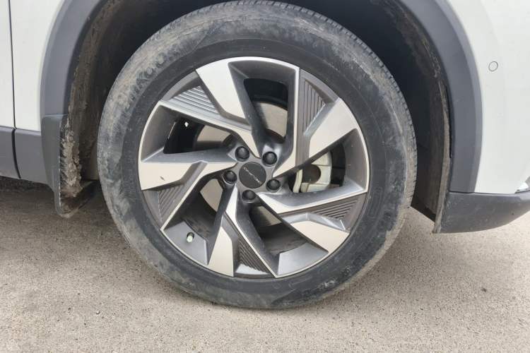 Used BAIC Beijing X7 2020 1.5TD DCT Leading Edition Right Front Wheel Hub