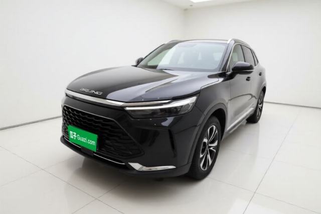 Ojetý BAIC Beijing X7 2022 1.5TD DCT ZhiShang Edition
