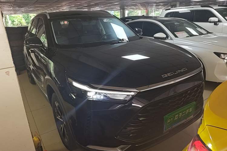 Used BAIC Beijing X7 2022 1.5TD DCT ZhiShang Edition Front Right 45 Deg
