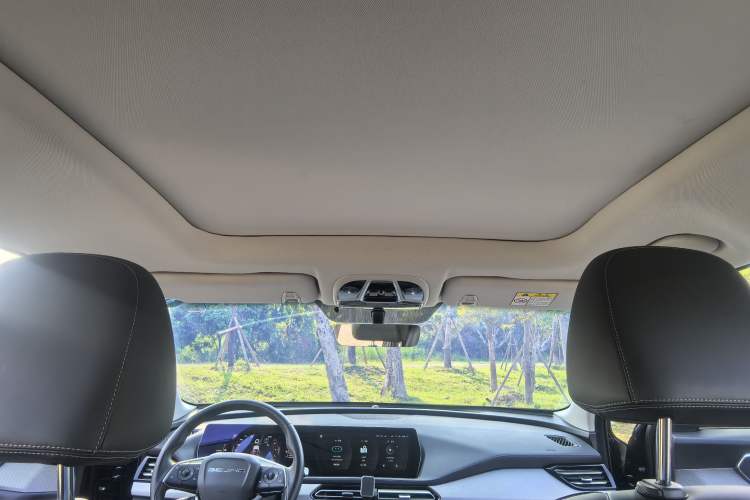 Used BAIC Beijing X7 2022 1.5TD DCT ZhiShang Edition Interior 6