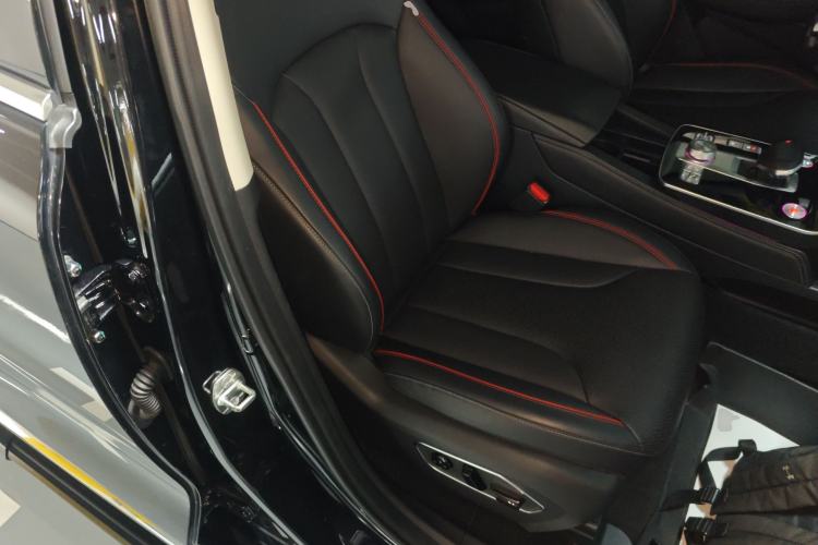 Used BAIC Beijing X7 2022 1.5TD DCT Victory Edition Right Front Seat