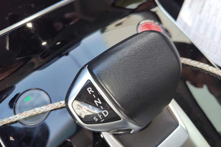 Used BAIC Beijing X7 2022 1.5TD DCT ZhiShang Edition Gear Lever