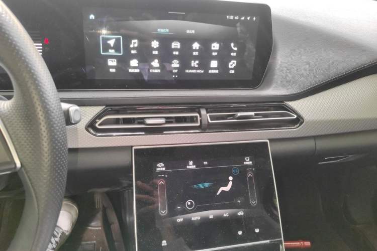 Used BAIC Beijing X7 2022 1.5TD DCT Trendy Edition Audio And AC Panel