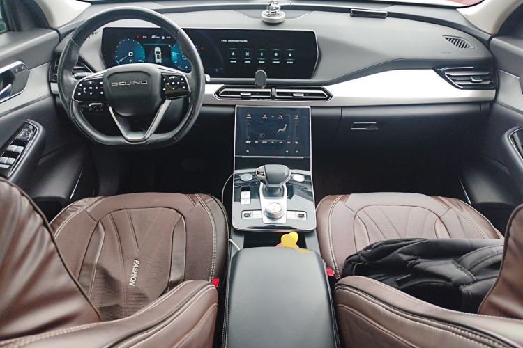 Used BAIC Beijing X7 2022 1.5TD DCT Victory Edition Center Console