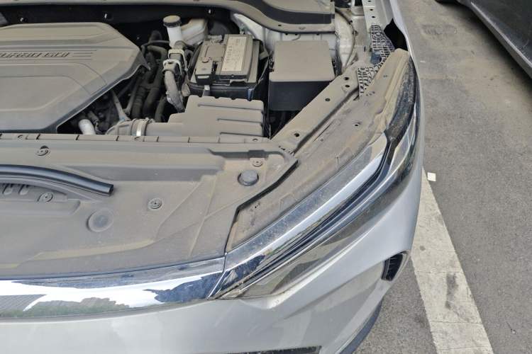 Used BAIC Beijing X7 2022 1.5TD DCT ZhiShang Edition Engine Bay Left