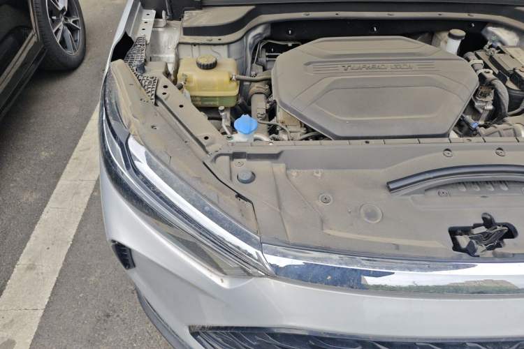 Used BAIC Beijing X7 2022 1.5TD DCT ZhiShang Edition Engine Bay Right