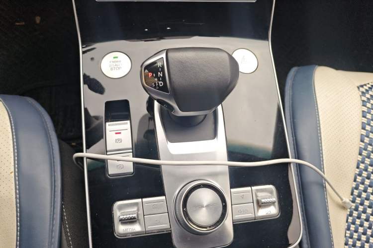 Used BAIC Beijing X7 2022 1.5TD DCT ZhiShang Edition Gear Lever