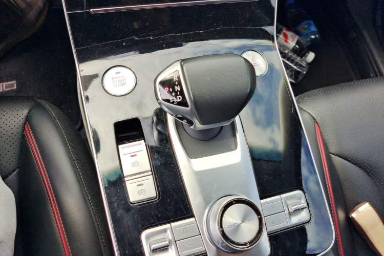 Used BAIC Beijing X7 2022 1.5TD DCT Zhi Ling Edition Gear Lever