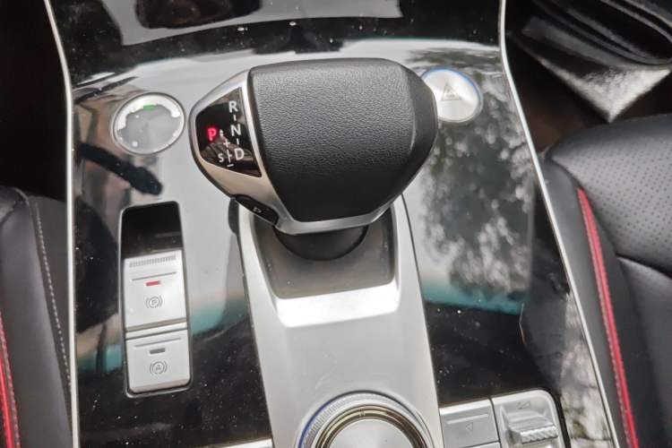 Used BAIC Beijing X7 2022 1.5TD DCT Victory Edition Gear Lever