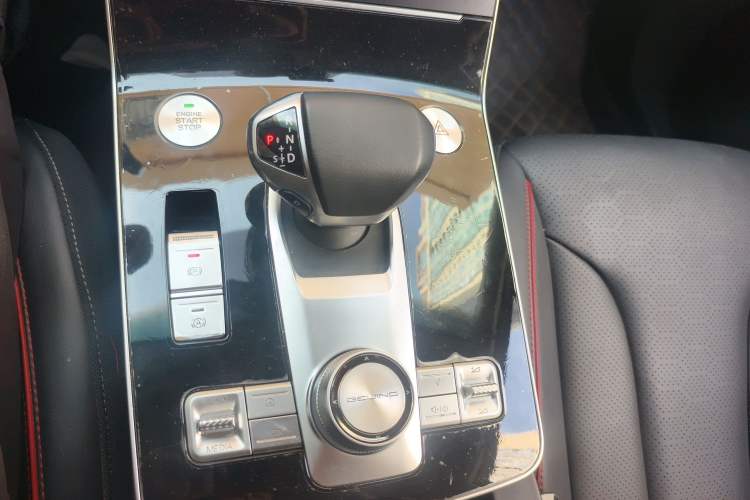 Used BAIC Beijing X7 2022 1.5TD DCT Trendy Edition Gear Lever