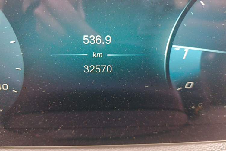 Used BAIC Beijing X7 2022 1.5TD DCT Victory Edition Odometer Close Up