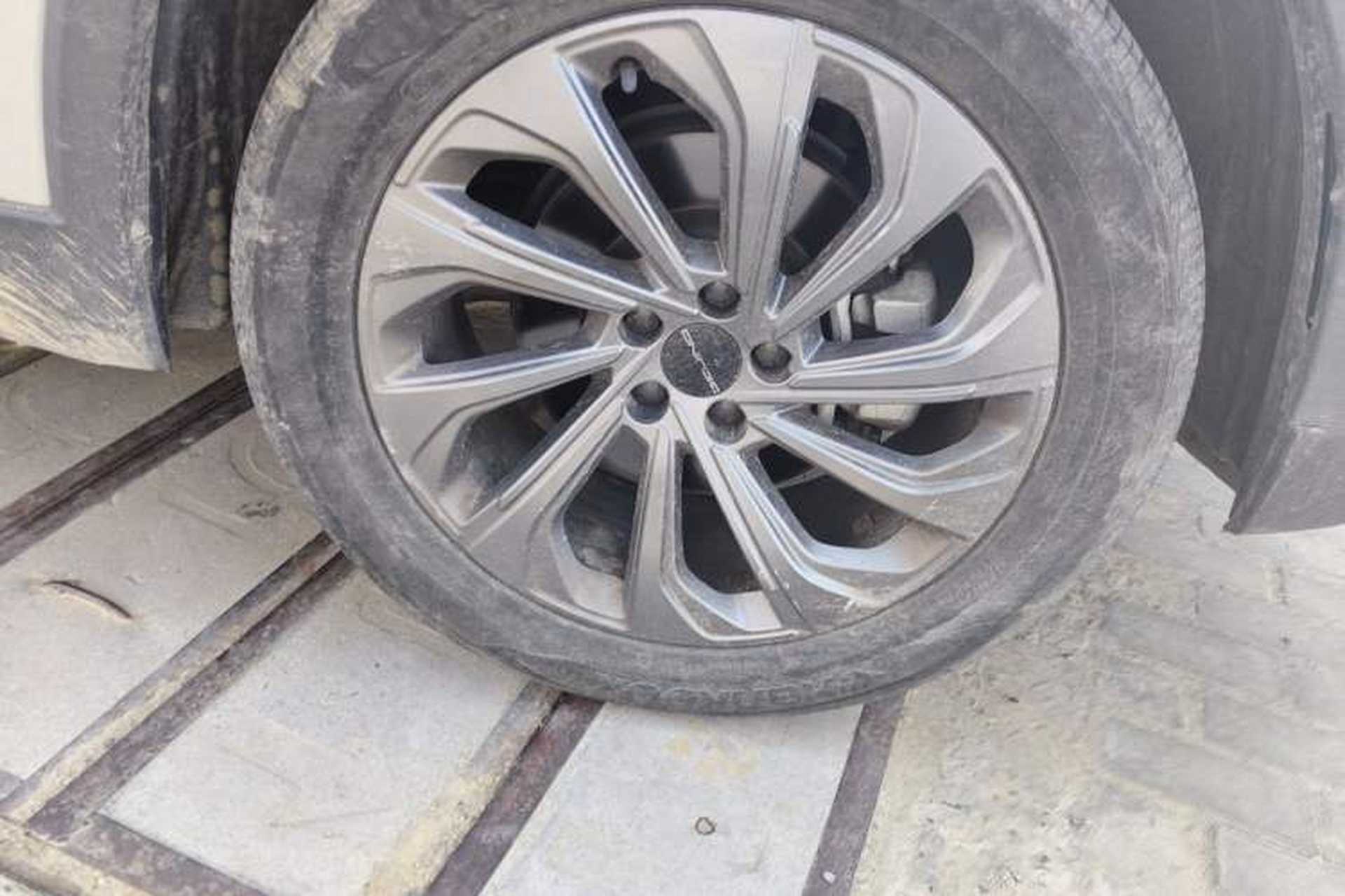 Used BAIC Beijing X7 2022 1.5TD DCT Zhi Ling Edition Right Front Wheel Hub