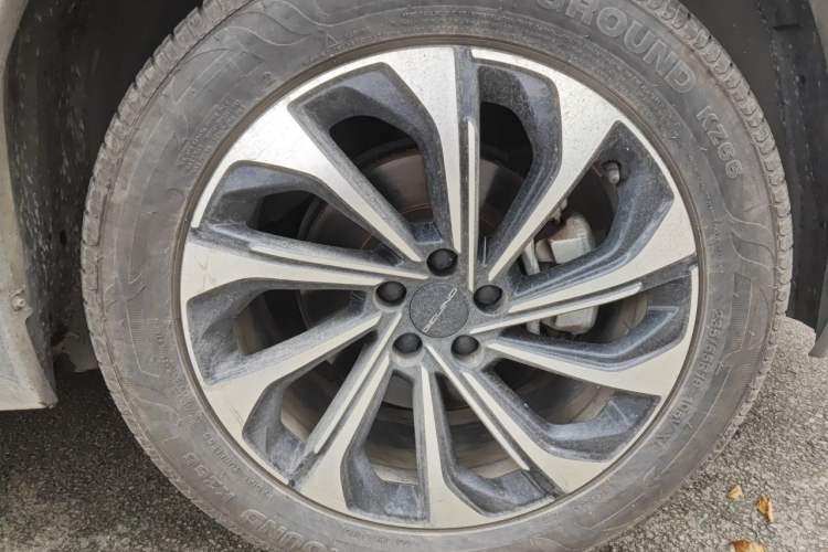 Used BAIC Beijing X7 2022 1.5TD DCT Victory Edition Right Front Wheel Hub