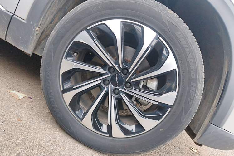 Used BAIC Beijing X7 2022 1.5TD DCT Victory Edition Right Front Wheel Hub