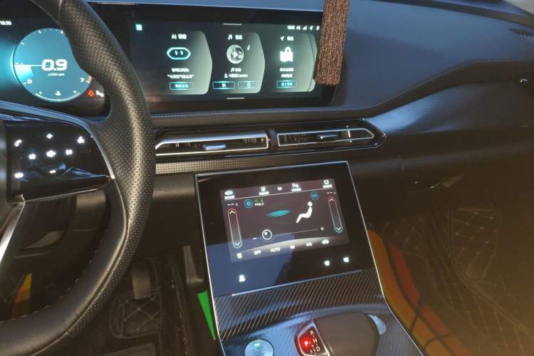 Used BAIC Beijing X7 2022 1.5TD DCT Trendy Edition Audio And AC Panel