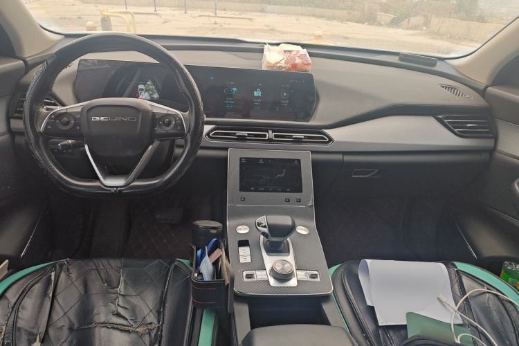 Used BAIC Beijing X7 2022 1.5TD DCT ZhiShang Edition Center Console