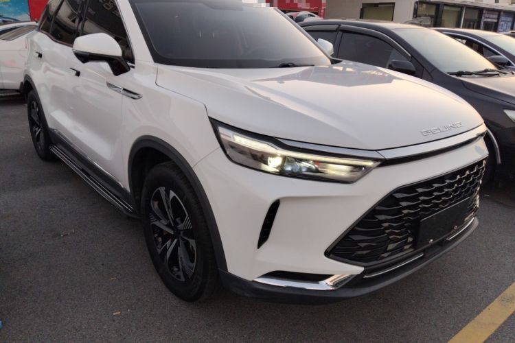 Used BAIC Beijing X7 2022 1.5TD DCT ZhiShang Edition Front Right 45 Deg