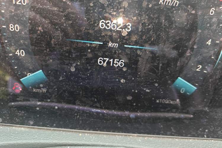 Used BAIC Beijing X7 2022 1.5TD DCT ZhiShang Edition Odometer Close Up