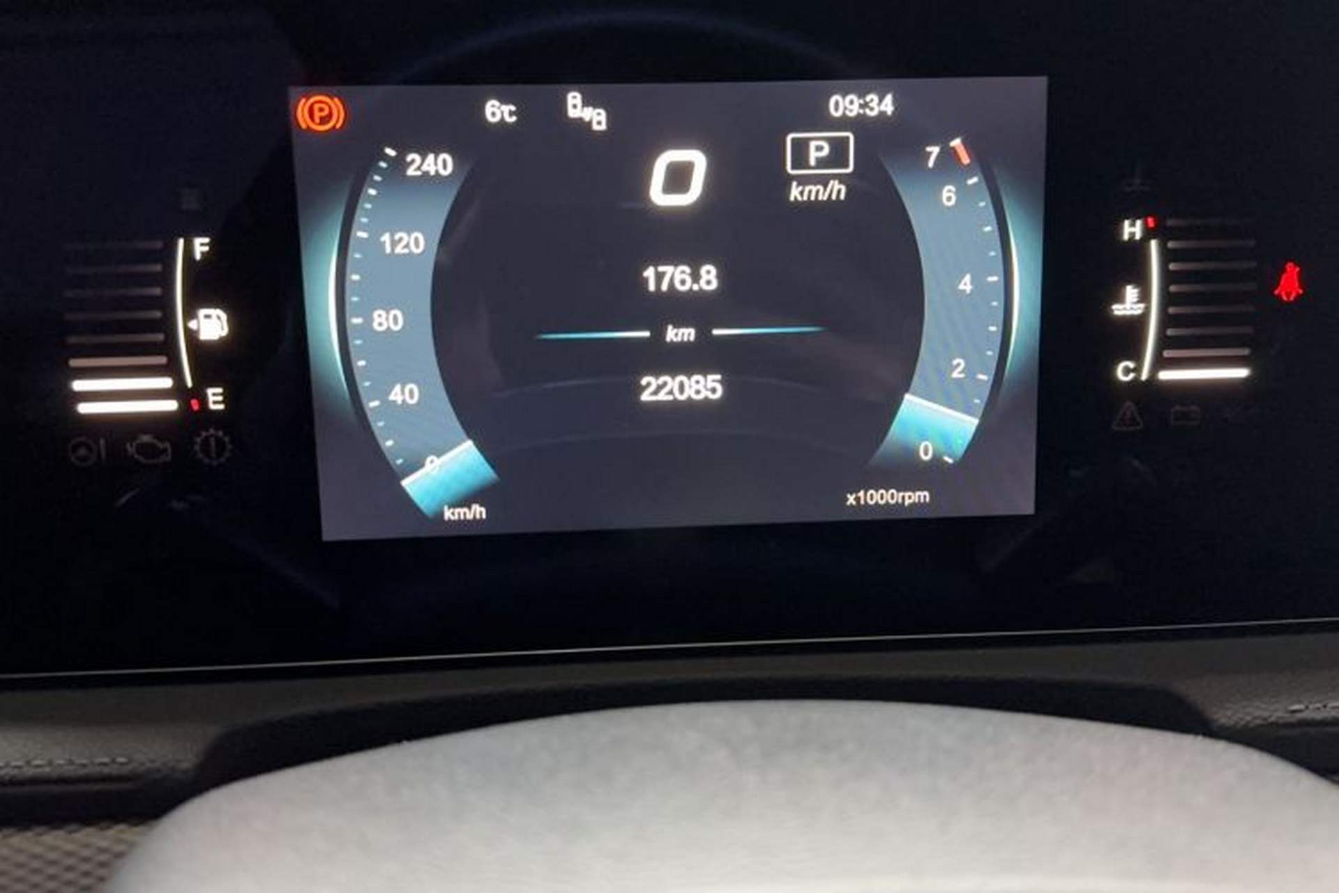 Used BAIC Beijing X7 2022 1.5TD DCT ZhiShang Edition Odometer Close Up