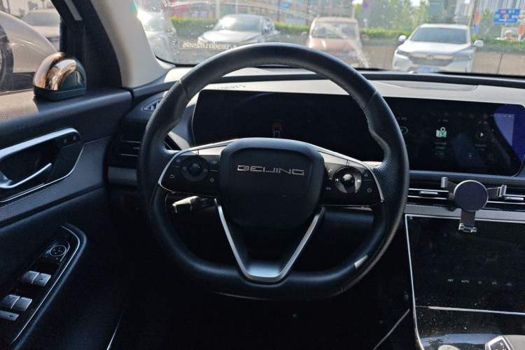 Used BAIC Beijing X7 2022 1.5TD DCT ZhiShang Edition Steering Wheel