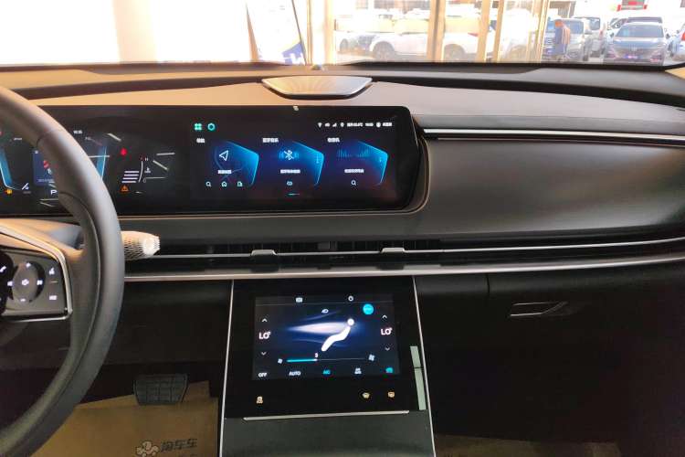 Used BAIC Beijing X7 2023 1.5TD DCT Premium+ Edition Audio And AC Panel