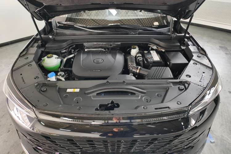 Used BAIC Beijing X7 2023 1.5TD DCT Premium+ Edition Engine Bay