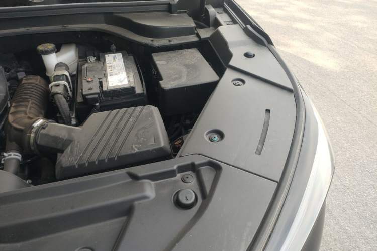 Used BAIC Beijing X7 2023 1.5TD DCT Premium+ Edition Engine Bay Left