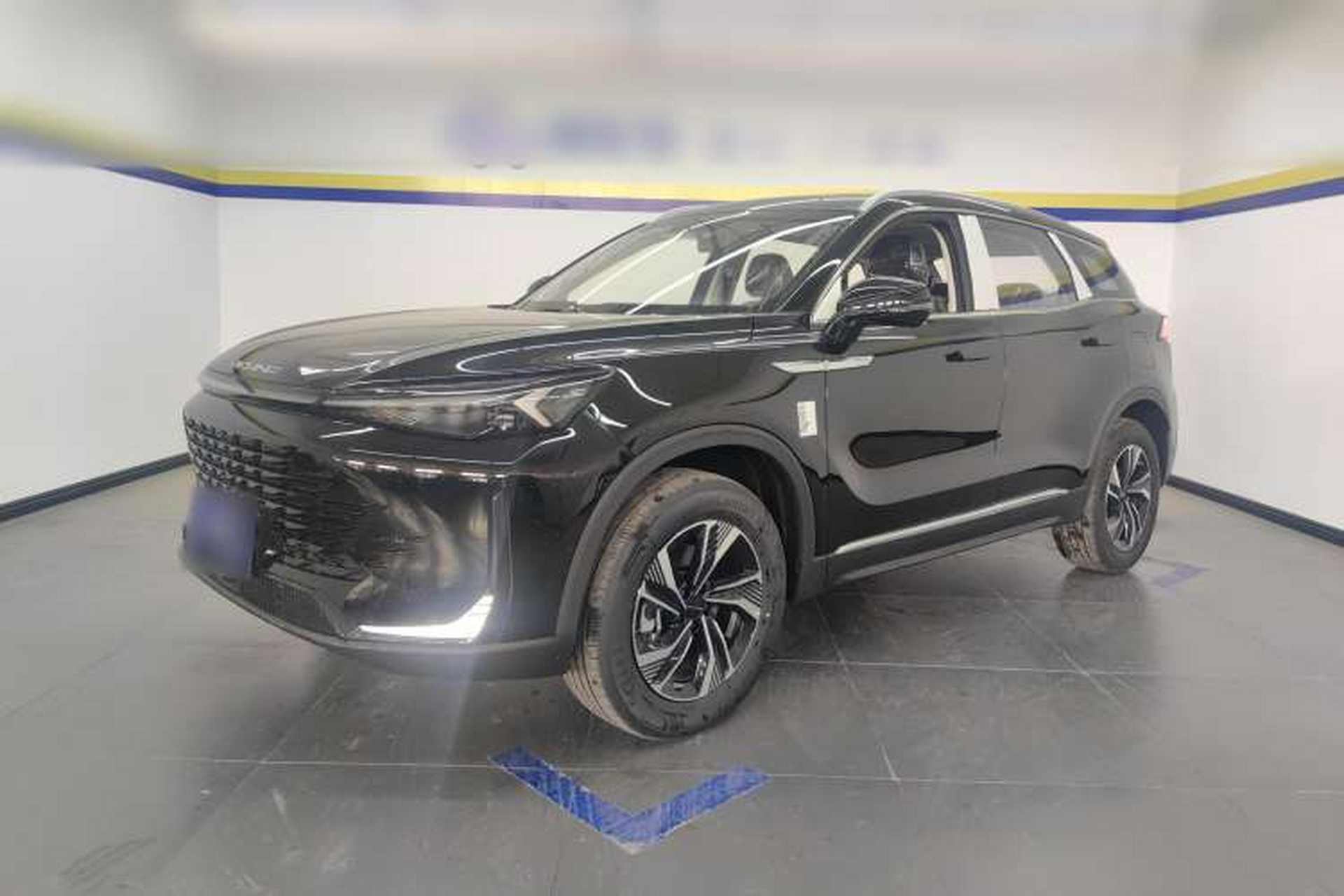 Used BAIC Beijing X7 2023 1.5TD DCT Premium+ Edition Front Left 45 Deg