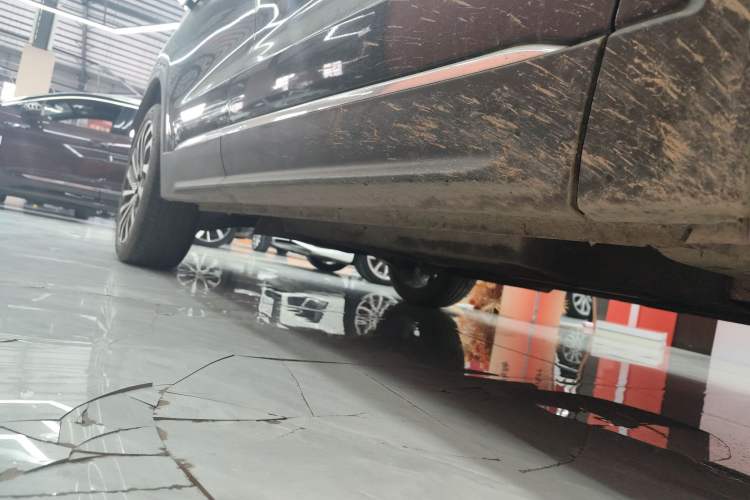 Used BAIC Beijing X7 2023 1.5TD DCT Prestige+ Edition Right Side Sill