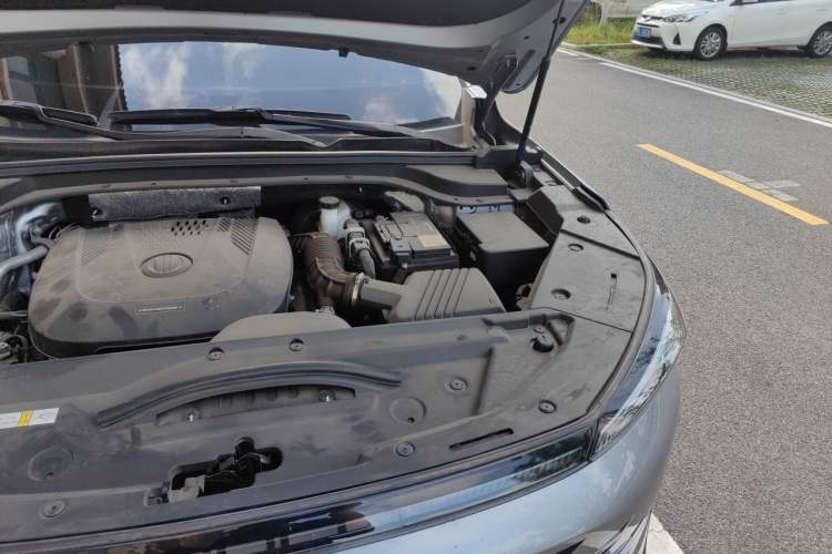 Used BAIC Beijing X7 2023 1.5TD DCT Premium+ Edition Engine Bay Left