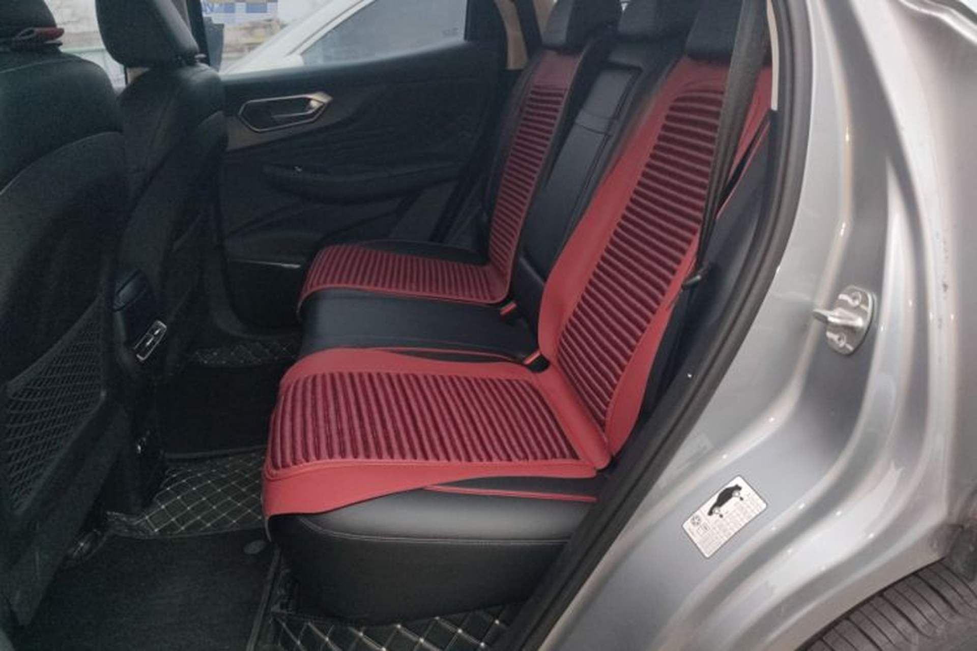 Used BAIC Beijing X7 2023 1.5TD DCT Super Enjoyment+ Version Left Rear Seat