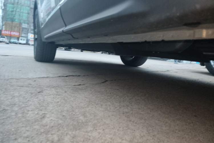 Used BAIC Beijing X7 2023 1.5TD DCT Super Enjoyment+ Version Left Side Sill