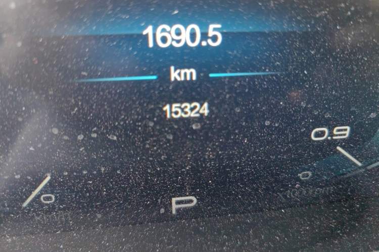 Used BAIC Beijing X7 2023 1.5TD DCT Premium+ Edition Odometer Close Up
