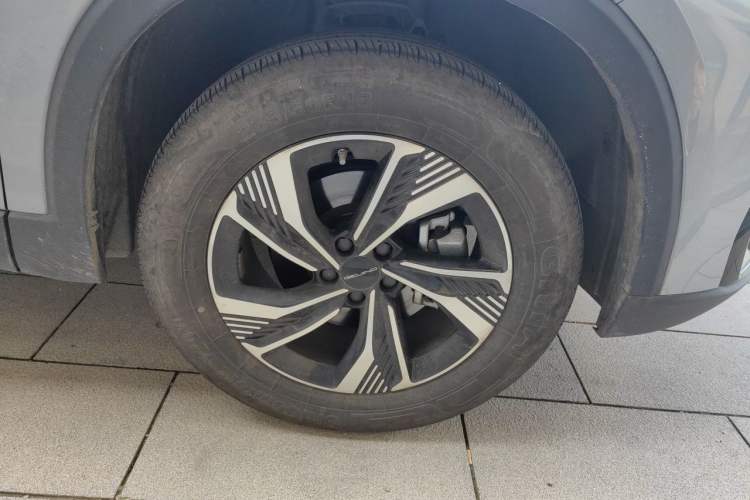 Used BAIC Beijing X7 2023 1.5TD DCT Premium+ Edition Right Front Wheel Hub