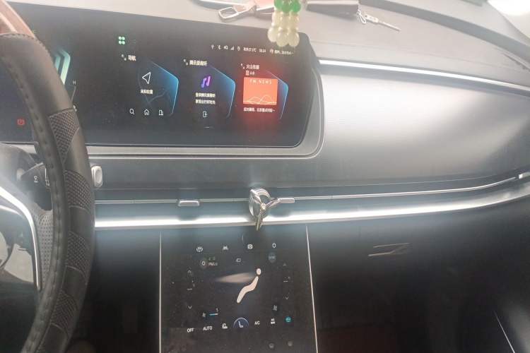 Used BAIC Beijing X7 2023 1.5TD DCT Super Enjoyment+ Version Audio And AC Panel