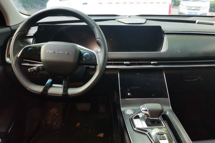 Used BAIC Beijing X7 2023 1.5TD DCT Super Enjoyment+ Version Center Console