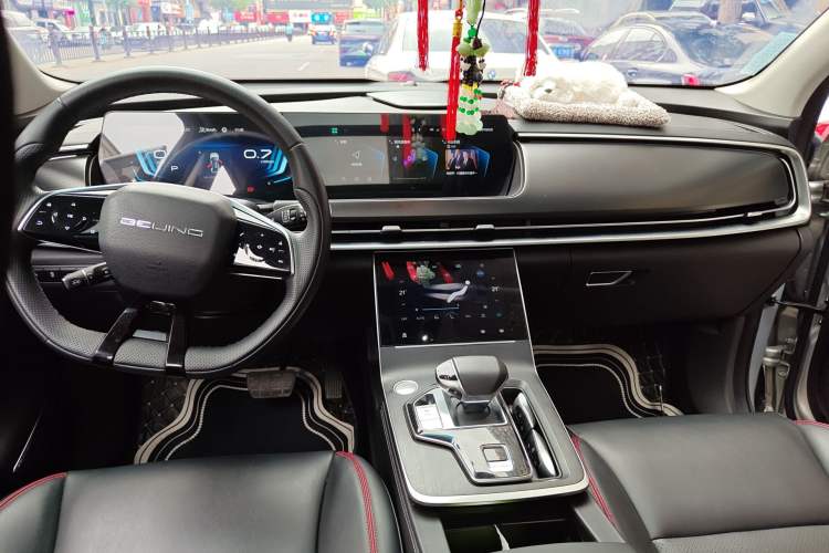 Used BAIC Beijing X7 2023 1.5TD DCT Super Enjoyment+ Version Center Console