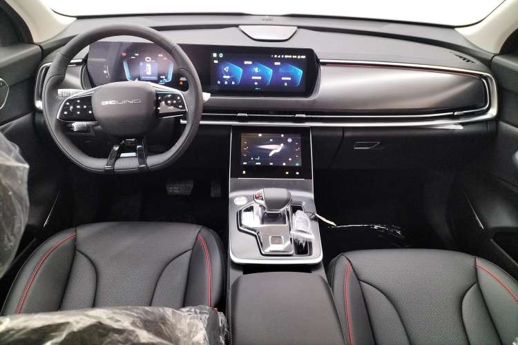 Used BAIC Beijing X7 2023 1.5TD DCT Premium+ Edition Center Console
