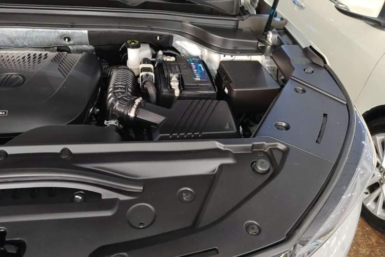 Used BAIC Beijing X7 2023 1.5TD DCT Super Enjoyment+ Version Engine Bay Left