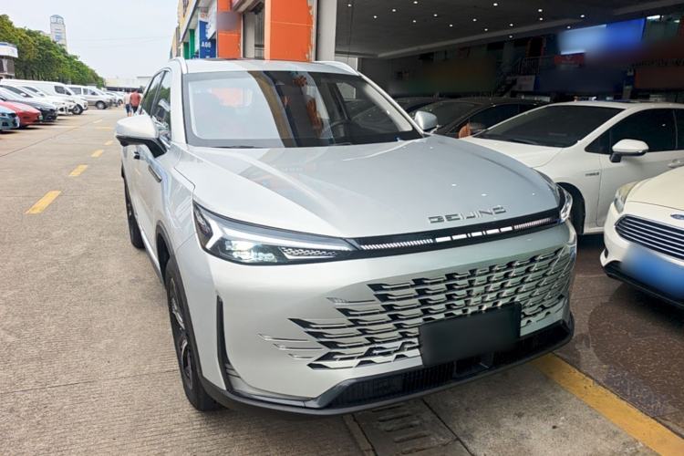 Used BAIC Beijing X7 2023 1.5TD DCT Super Enjoyment+ Version Front Right 45 Deg