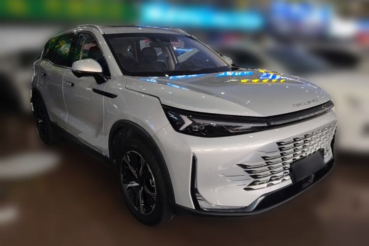 Used BAIC Beijing X7 2023 1.5TD DCT Super Enjoyment+ Version Front Right 45 Deg